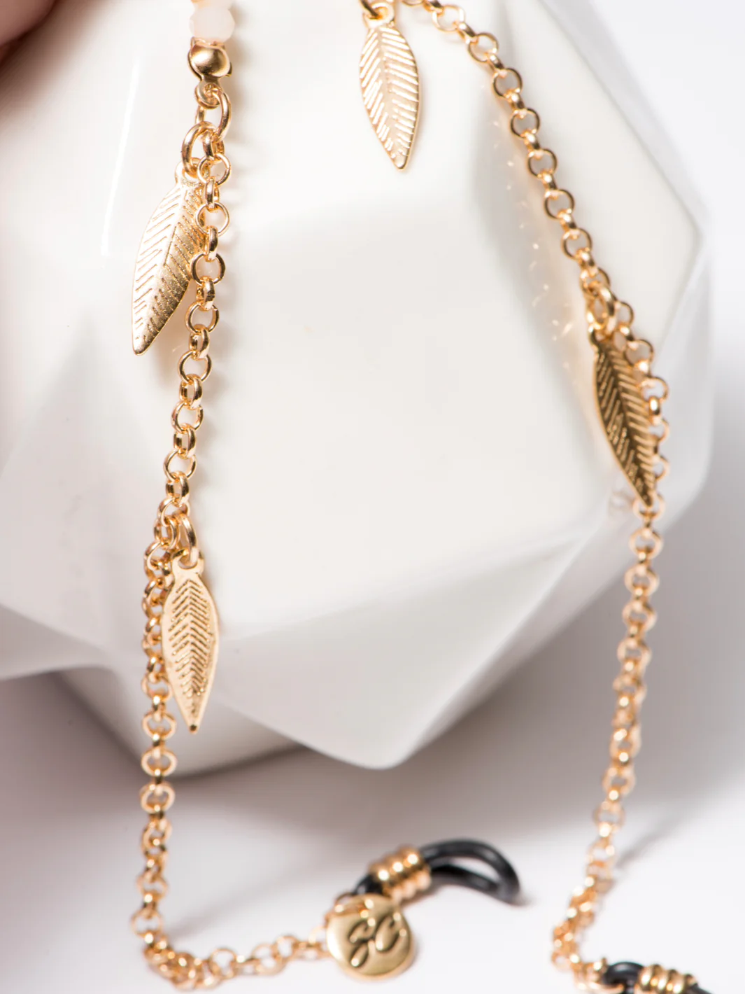 11_sunny Cords Bead It Beige Feathers_1