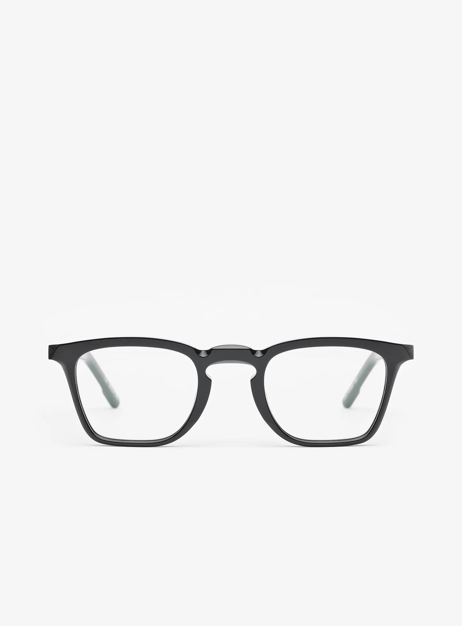 AUTHORC011