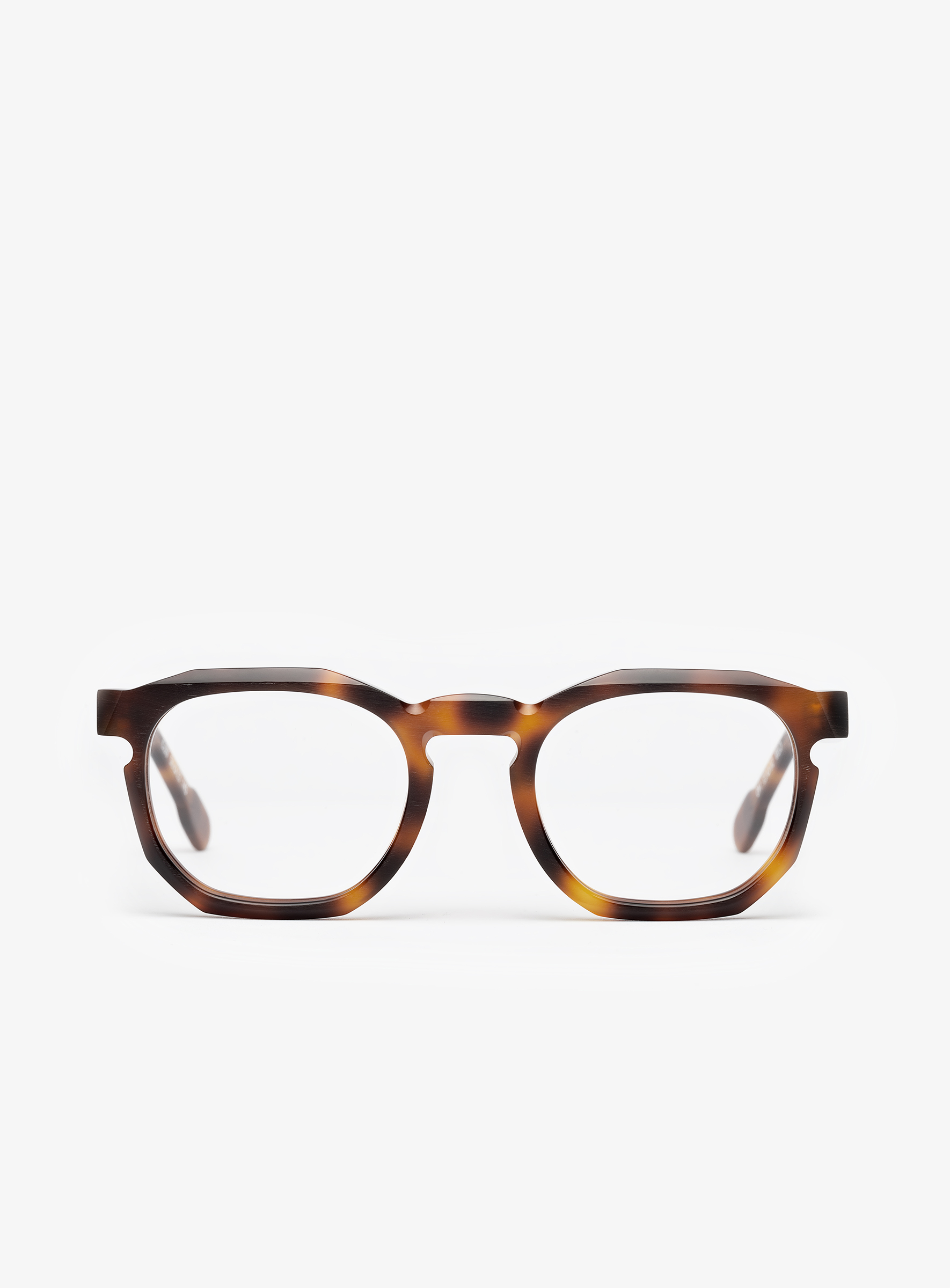 DESIGNER C09 1